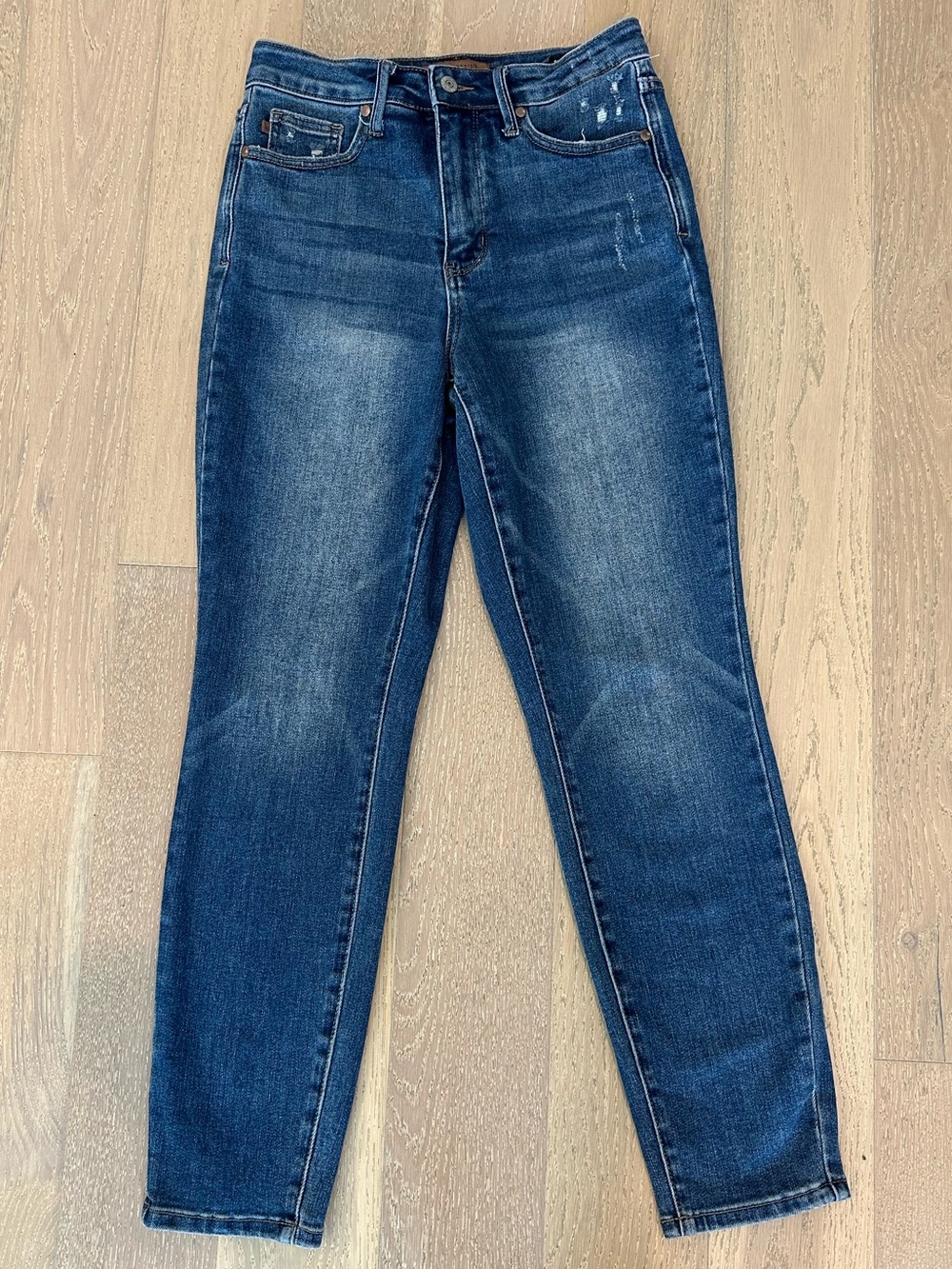 Judy Blue Medium Blue High-Rise Jeans